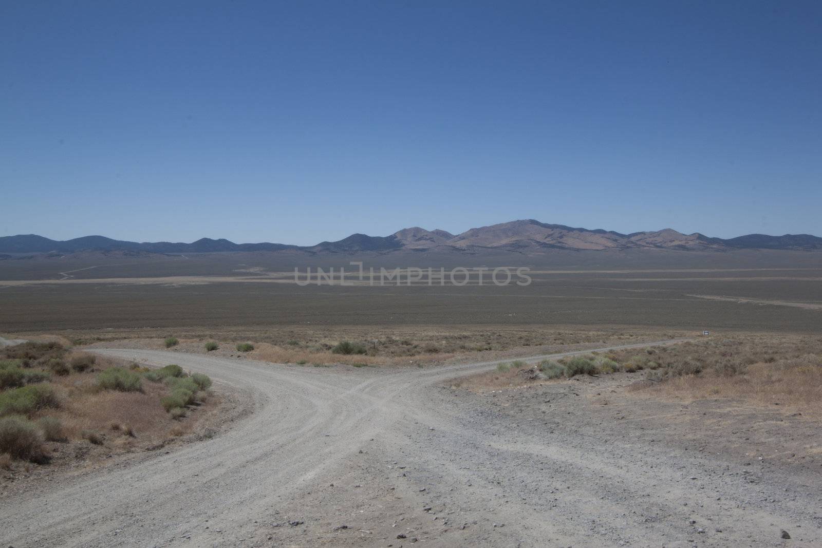 road in teh middle of the desert by jeremywhat