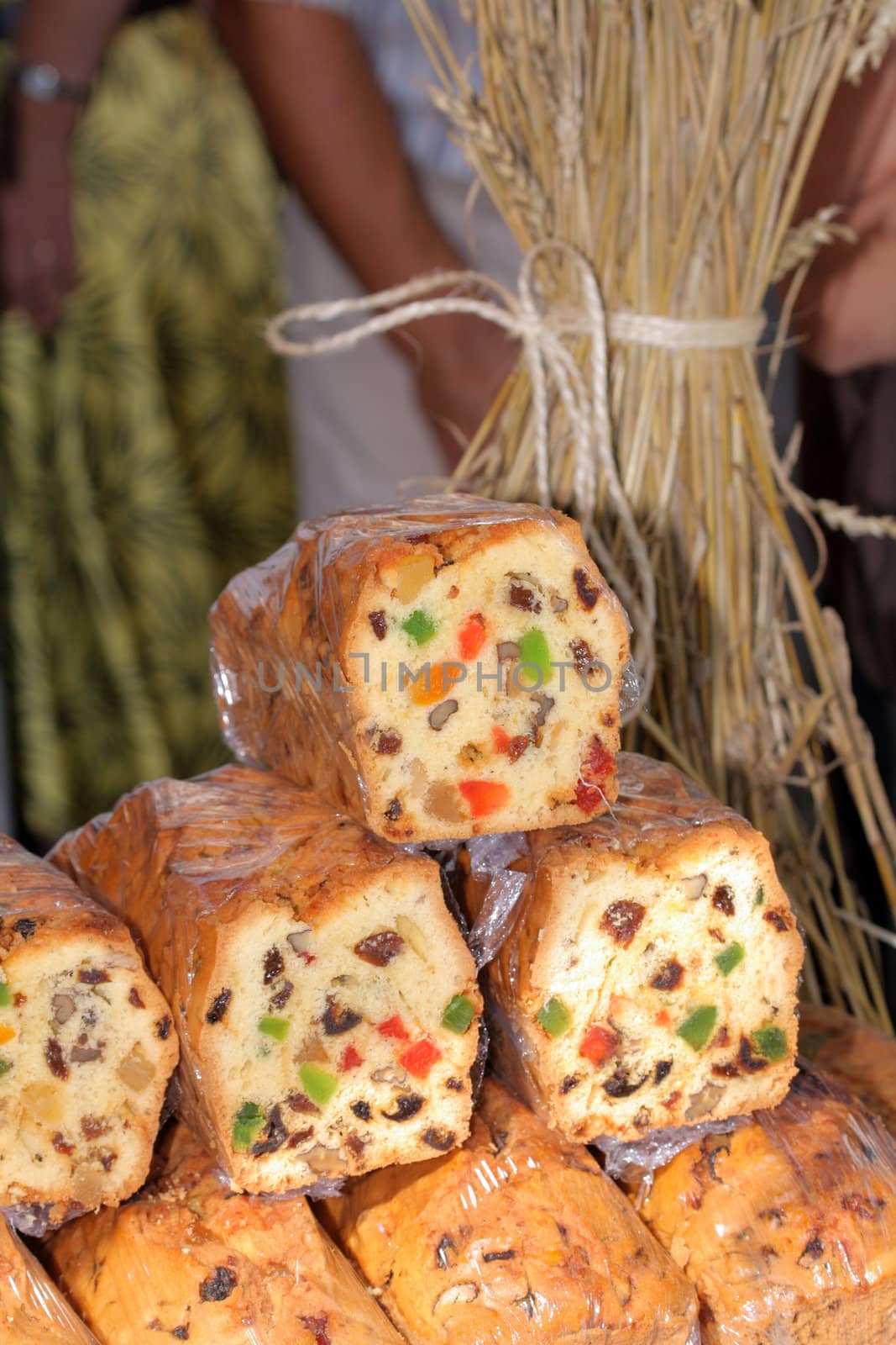 Traditional cake at the street market
