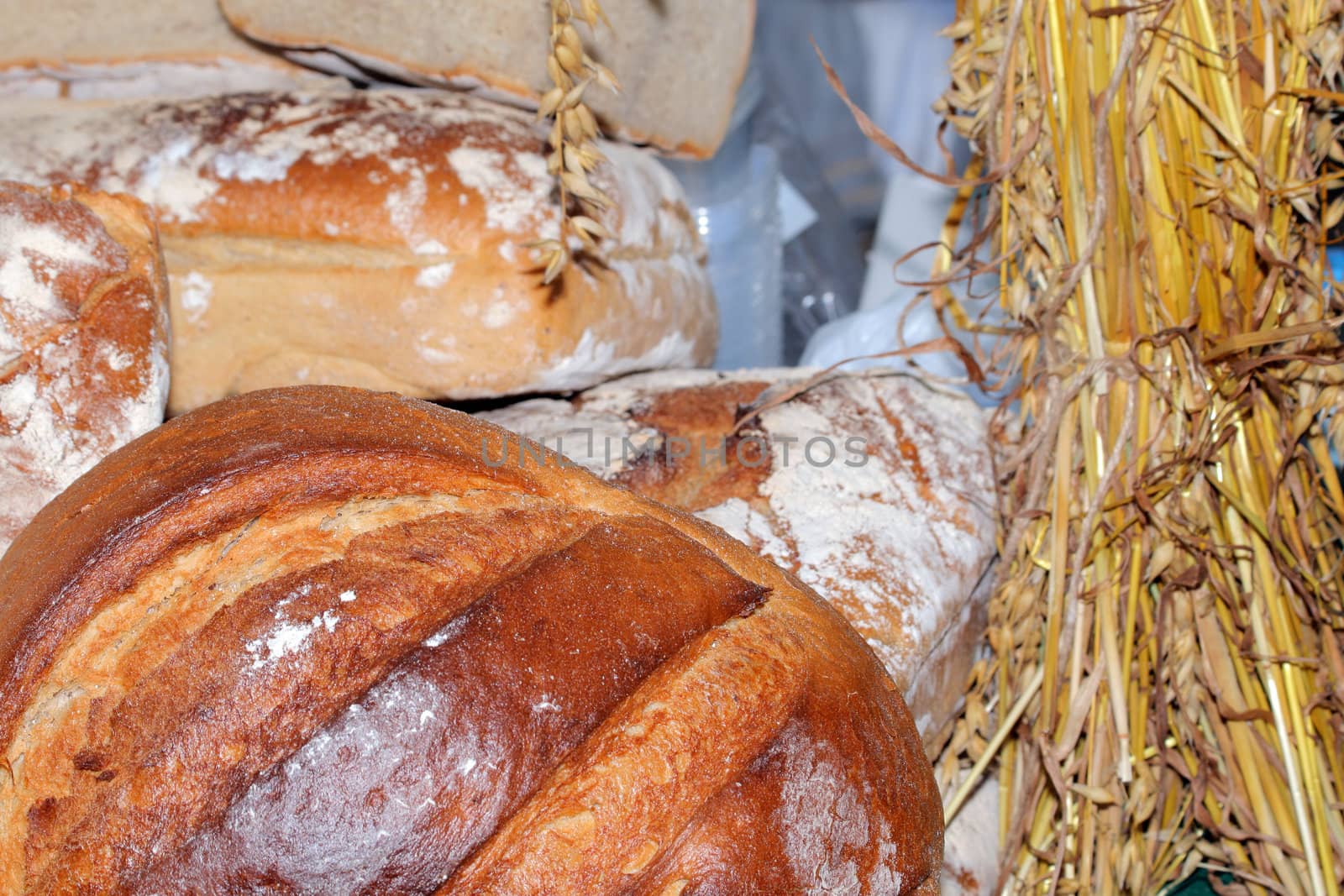 Freshly baked bread at the street market
