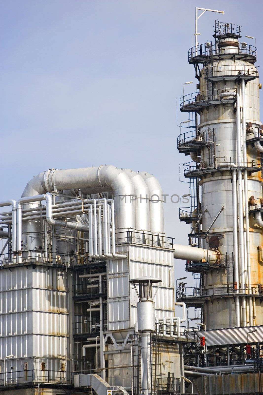 Image of oil refinery equipment in Malaysia.