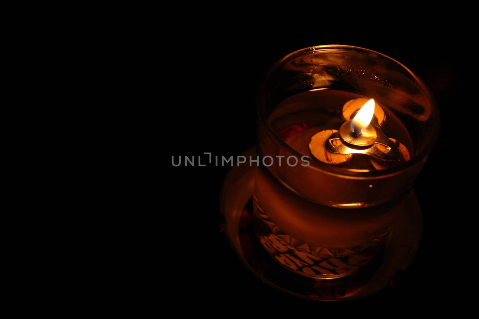 Candle Lamp by bluemarine