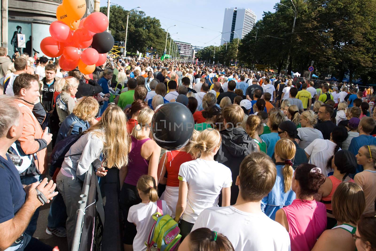 TALLINN, ESTONIA September 13: Participants of Tallinn Marathon waiting for begining of 10 km and Nordic walking race. Tallinn, Estonia, 13 September, 2009