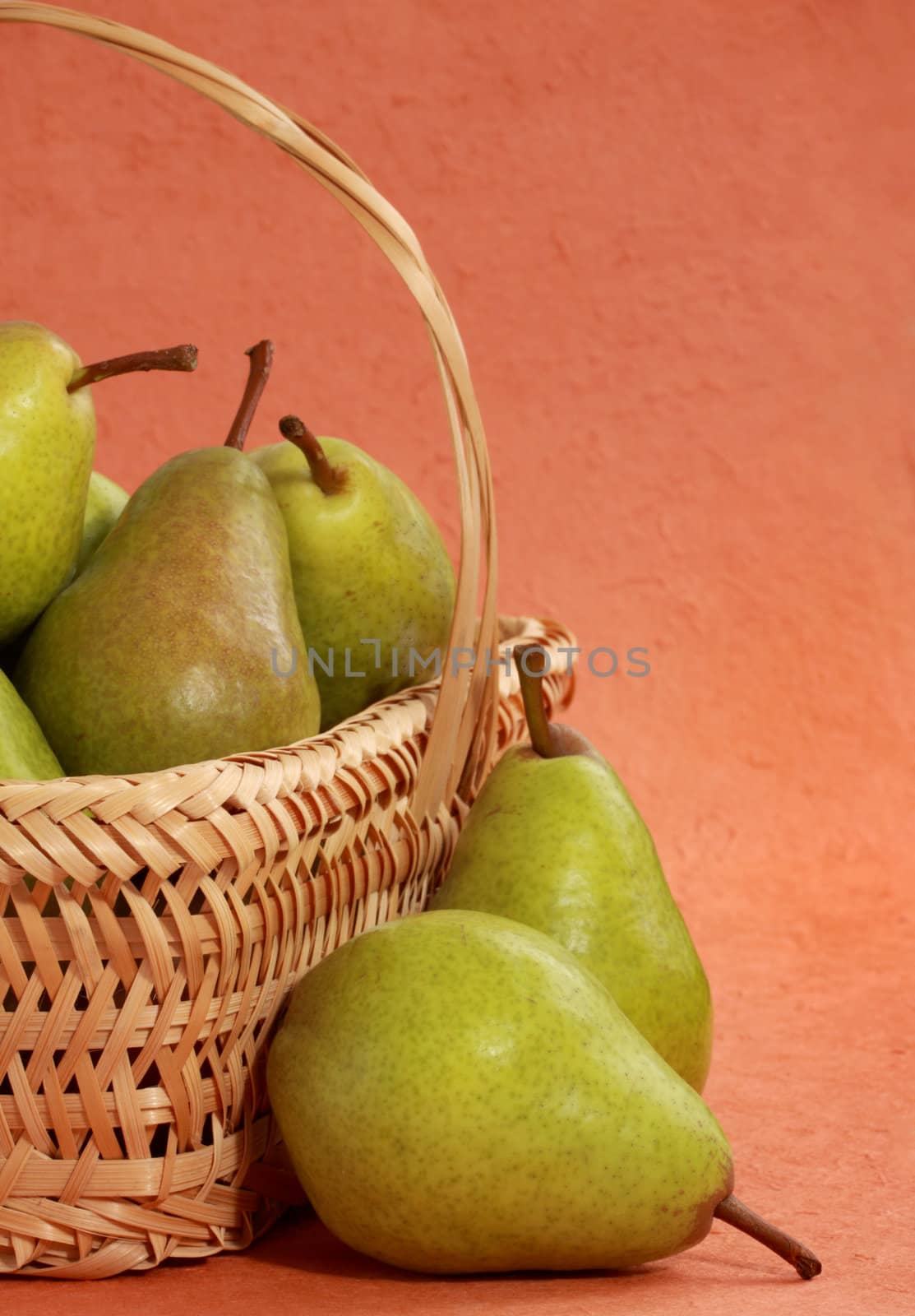 pear's basket by lanalanglois
