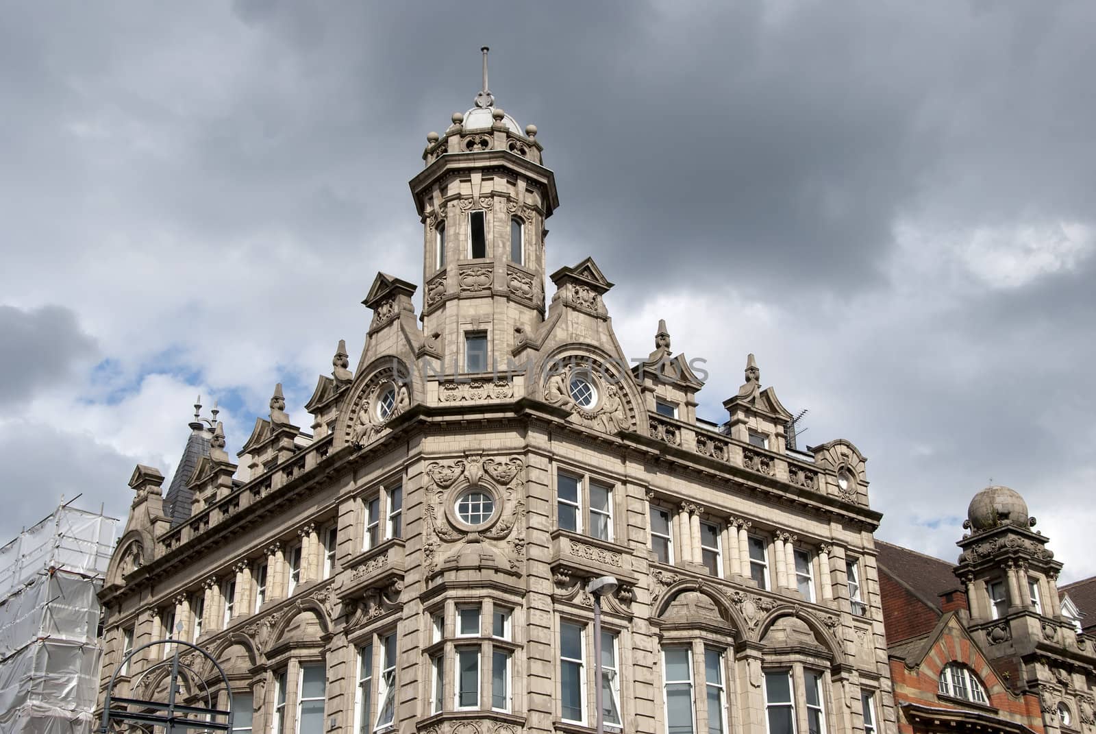 Old Victorian Bank by d40xboy