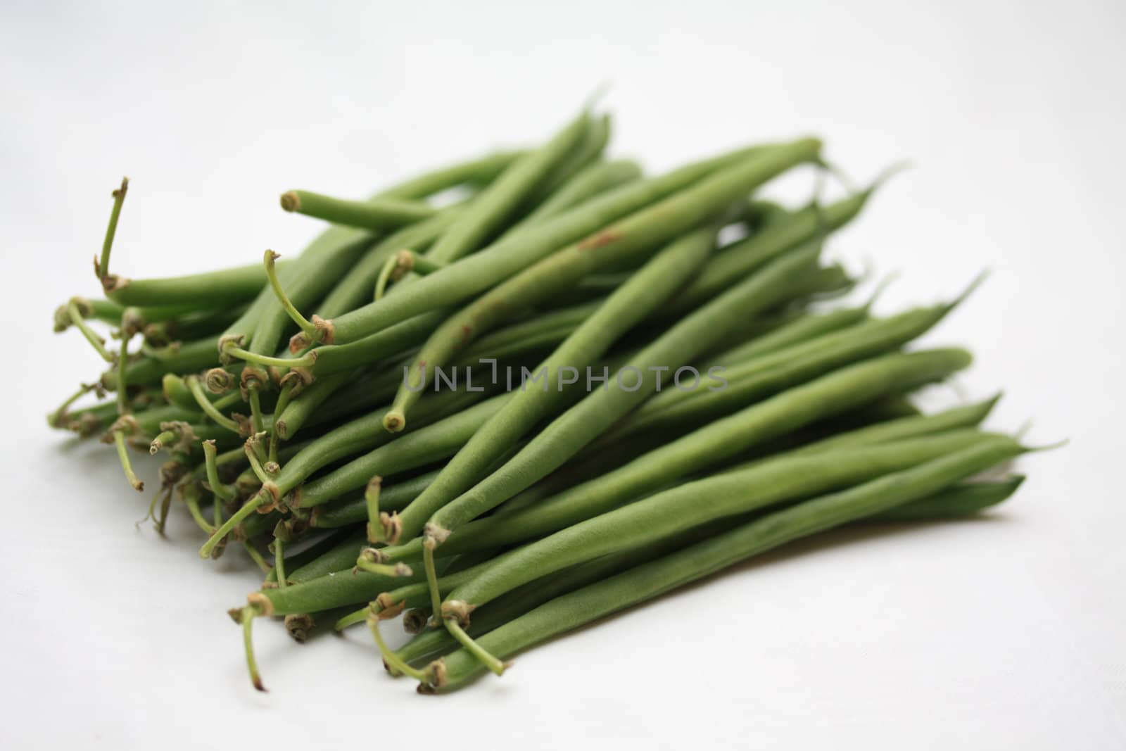 haricots verts - common green beans by studioportosabbia