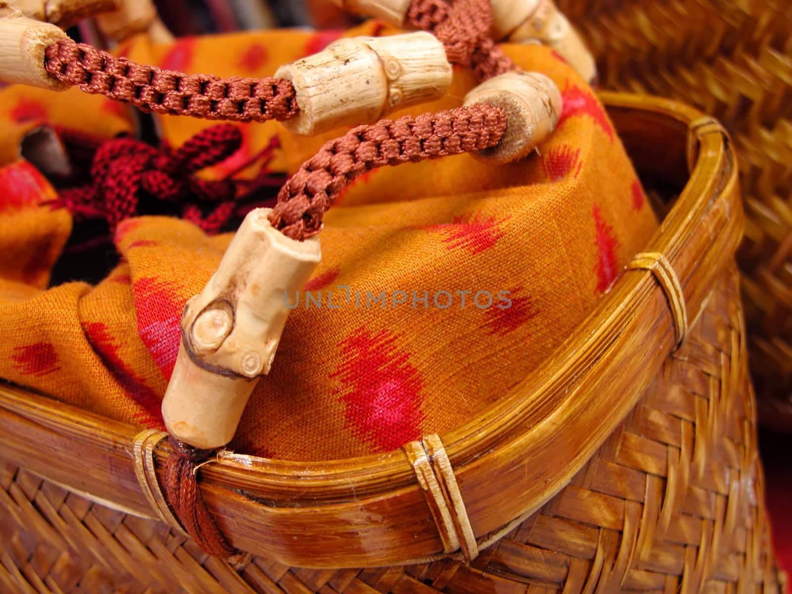 Wooden woman bag detail          
