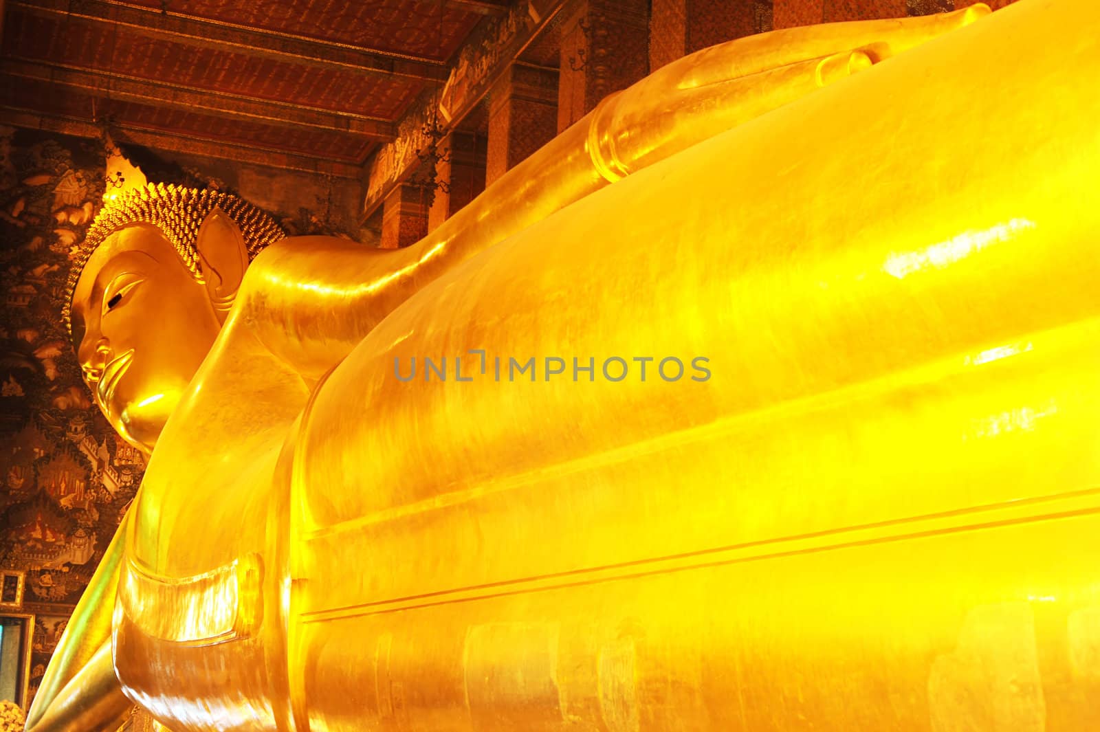 Reclining Buddha at Wat Pho, Bangkok, Thailand