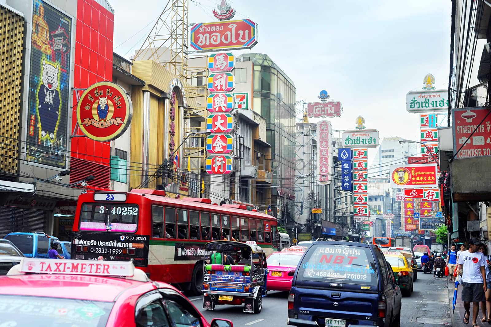 Bangkok, Thailand - March 26, 2011:  Bangkok�s Chinatown is a popular tourist attraction and a food haven for new generation gourmands during rush hour.