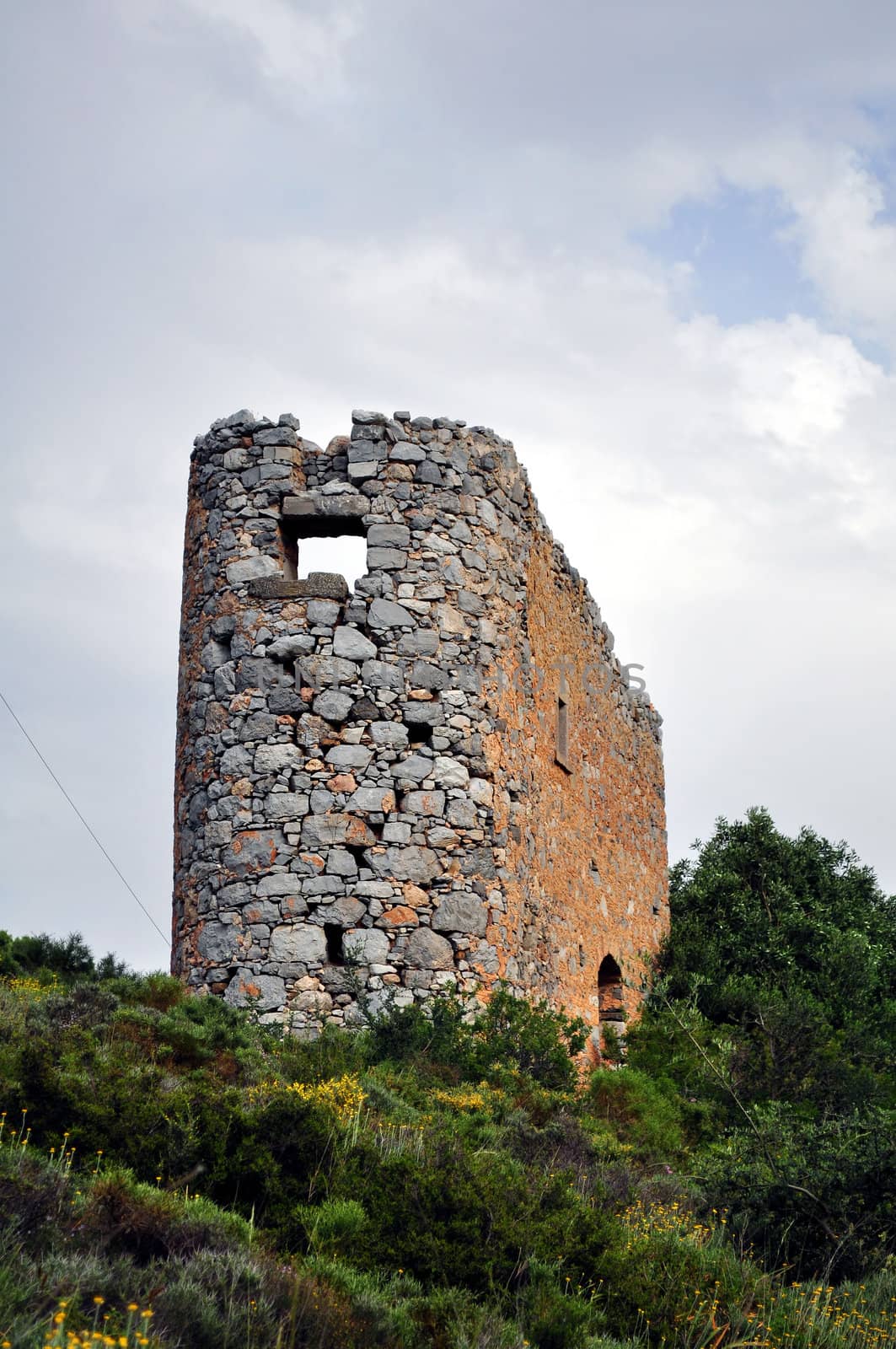 Travel photography: Ancient ruins in the island of Crete