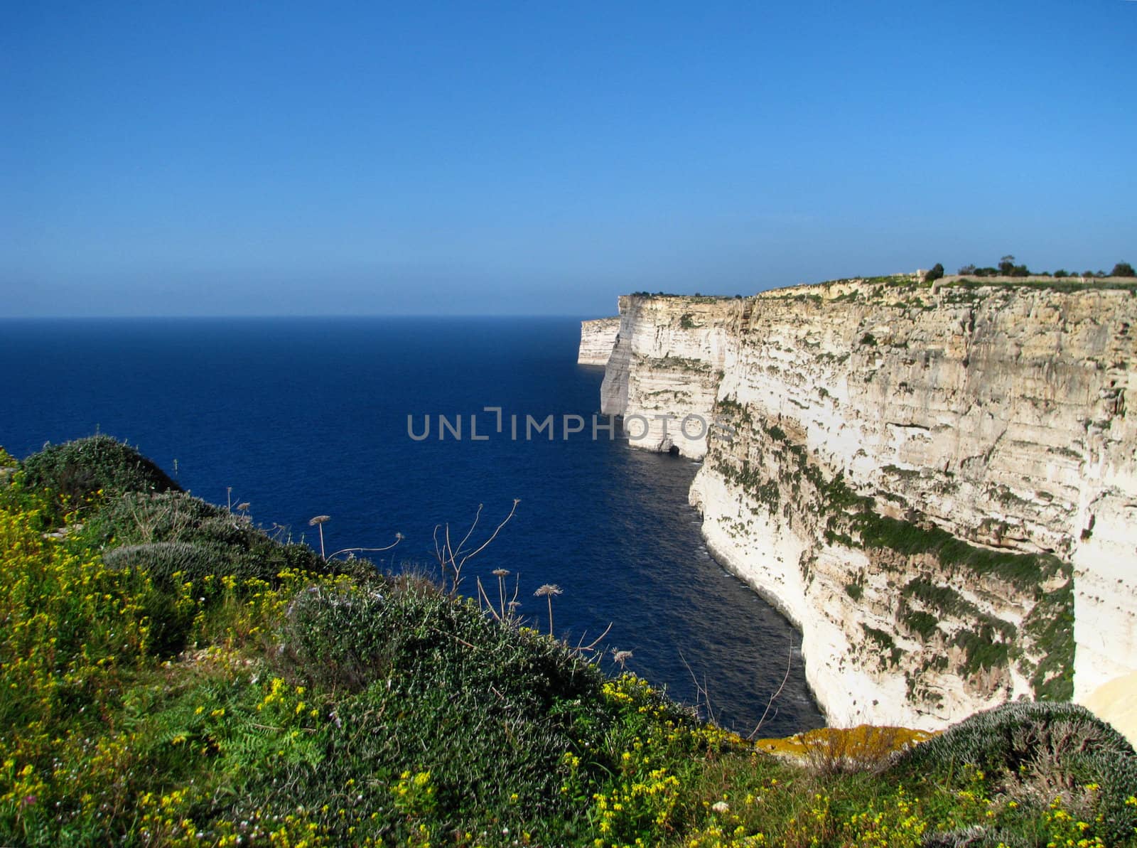 Beyond the village of Sannat are the majestic cliffs of Ta Cenc, the highest point on Gozo, affording spectacular views and great for coastal walks. The cliffs at Ta Cenc are also home to some interesting archaeological sites, including the remains of a temple and some standing stones.