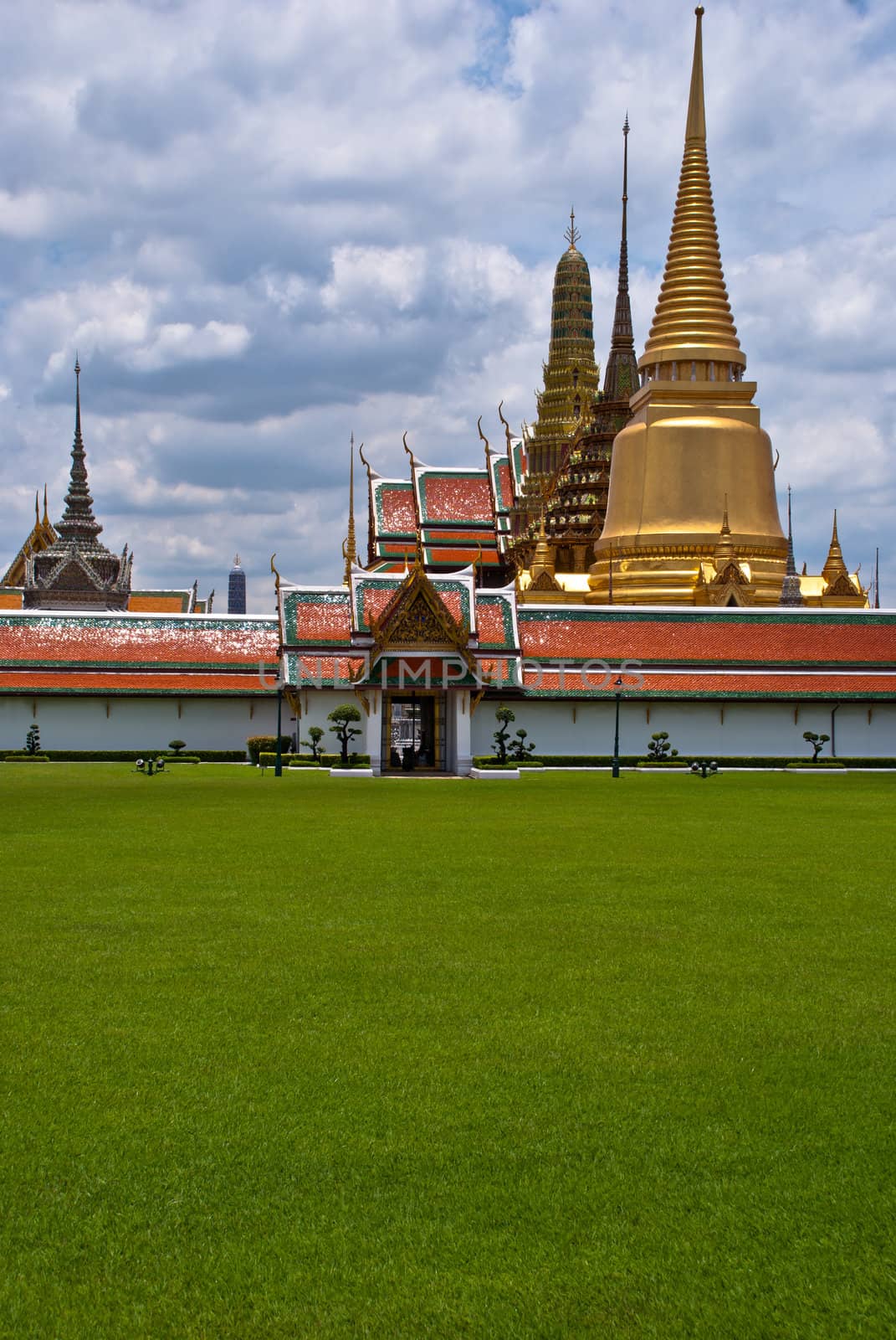 wat phra kaeo landscape bangkok thailand by sasilsolutions