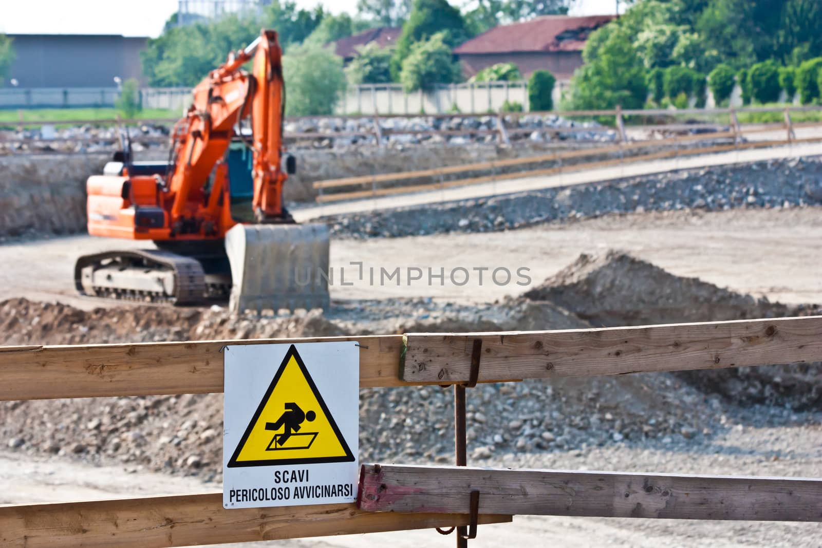 Sign of danger for work in progress (Italian) in a building site