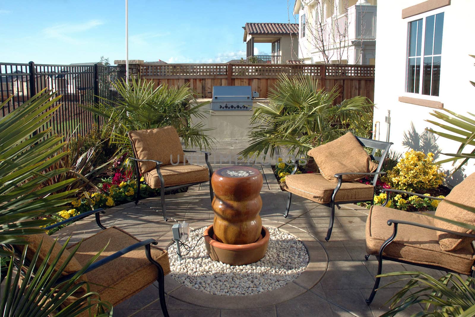  Patio in a new development in Northern California