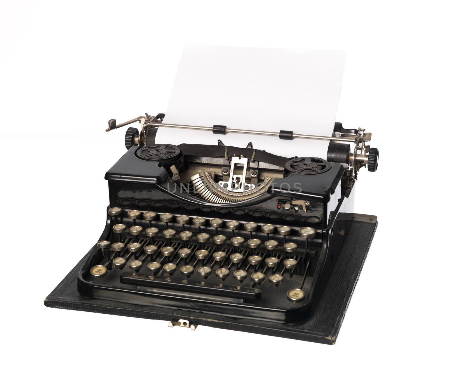 Vintage typewriter  by gemenacom