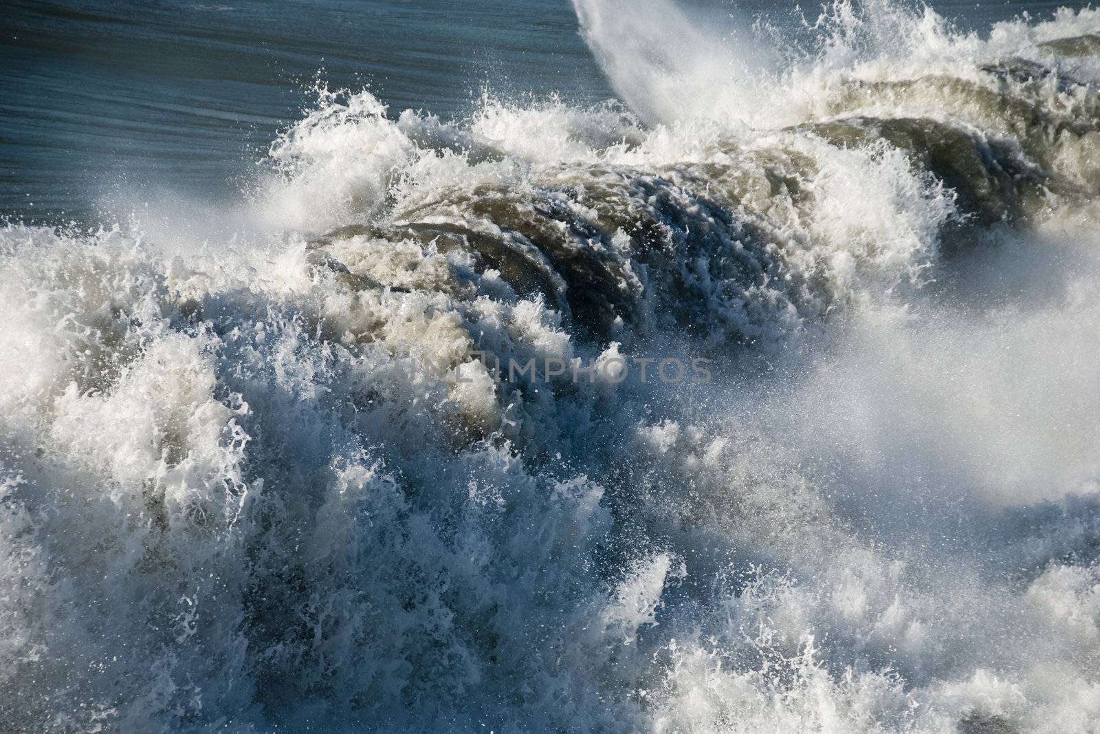 Crushing Waves, Lido di Camaiore, Italy, November 2008 by jovannig