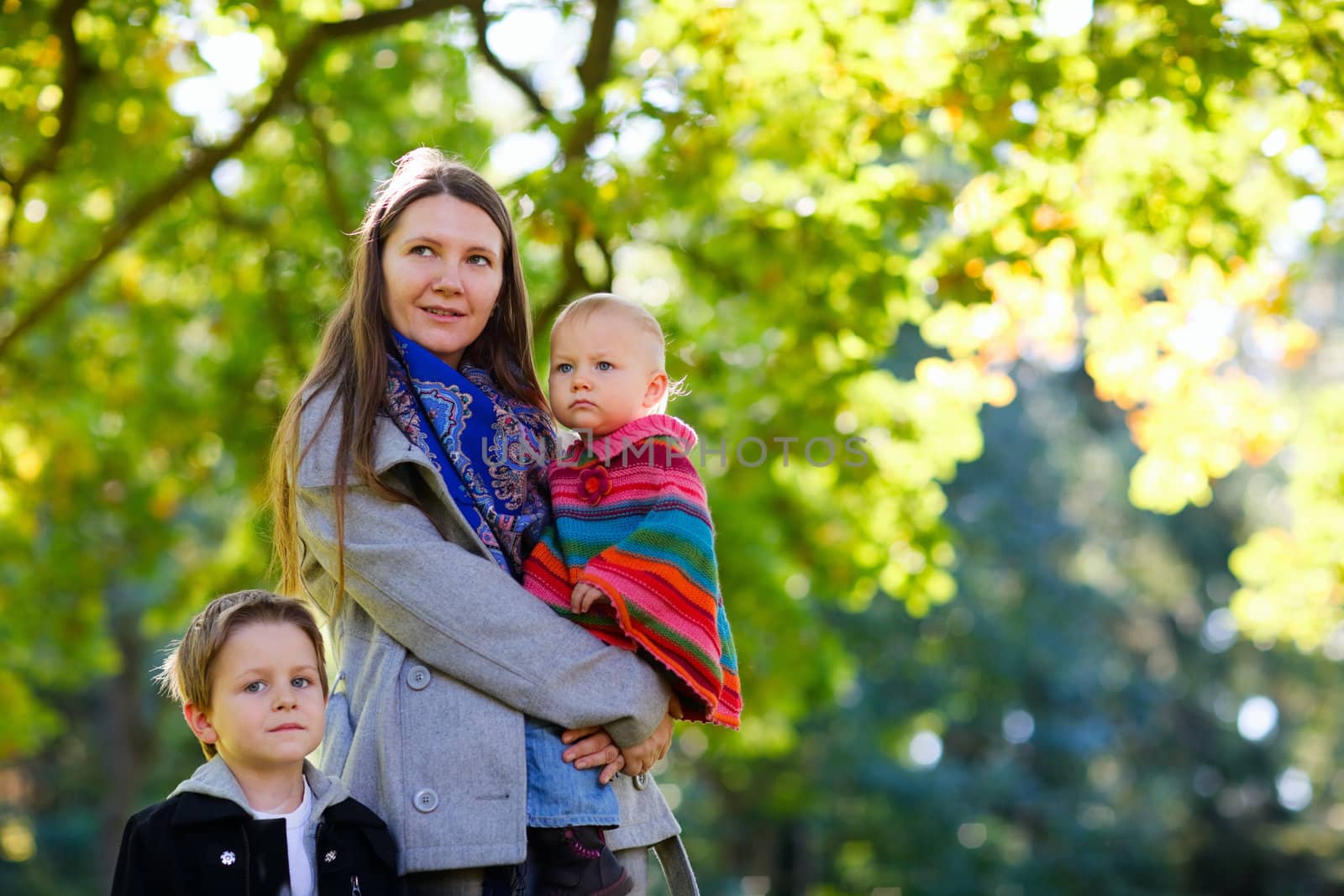 Autumn family by shalamov