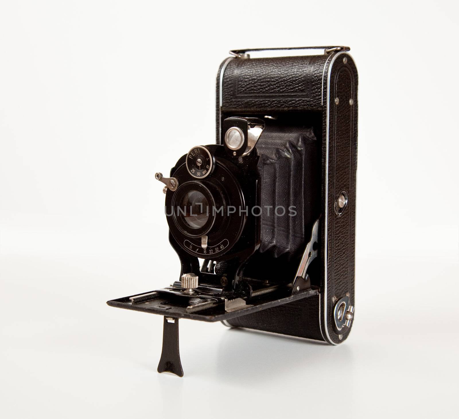 Ancient Camera in side view by steheap
