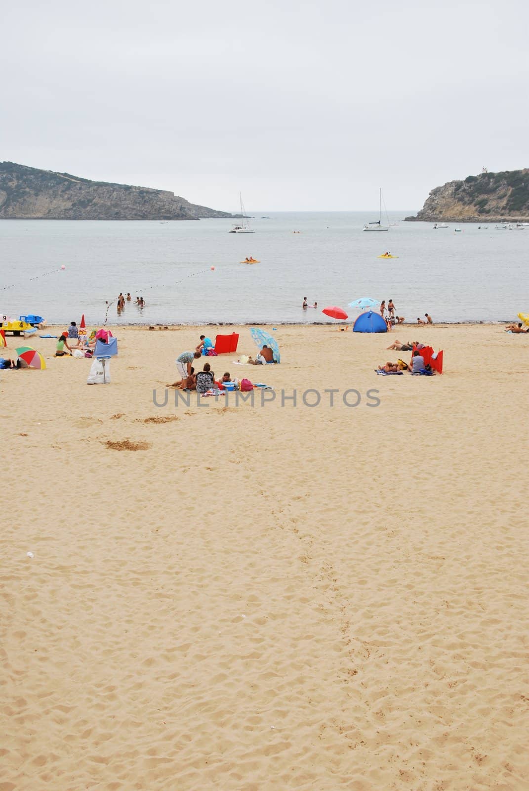 Sao Martinho do Porto beach in Portugal by luissantos84