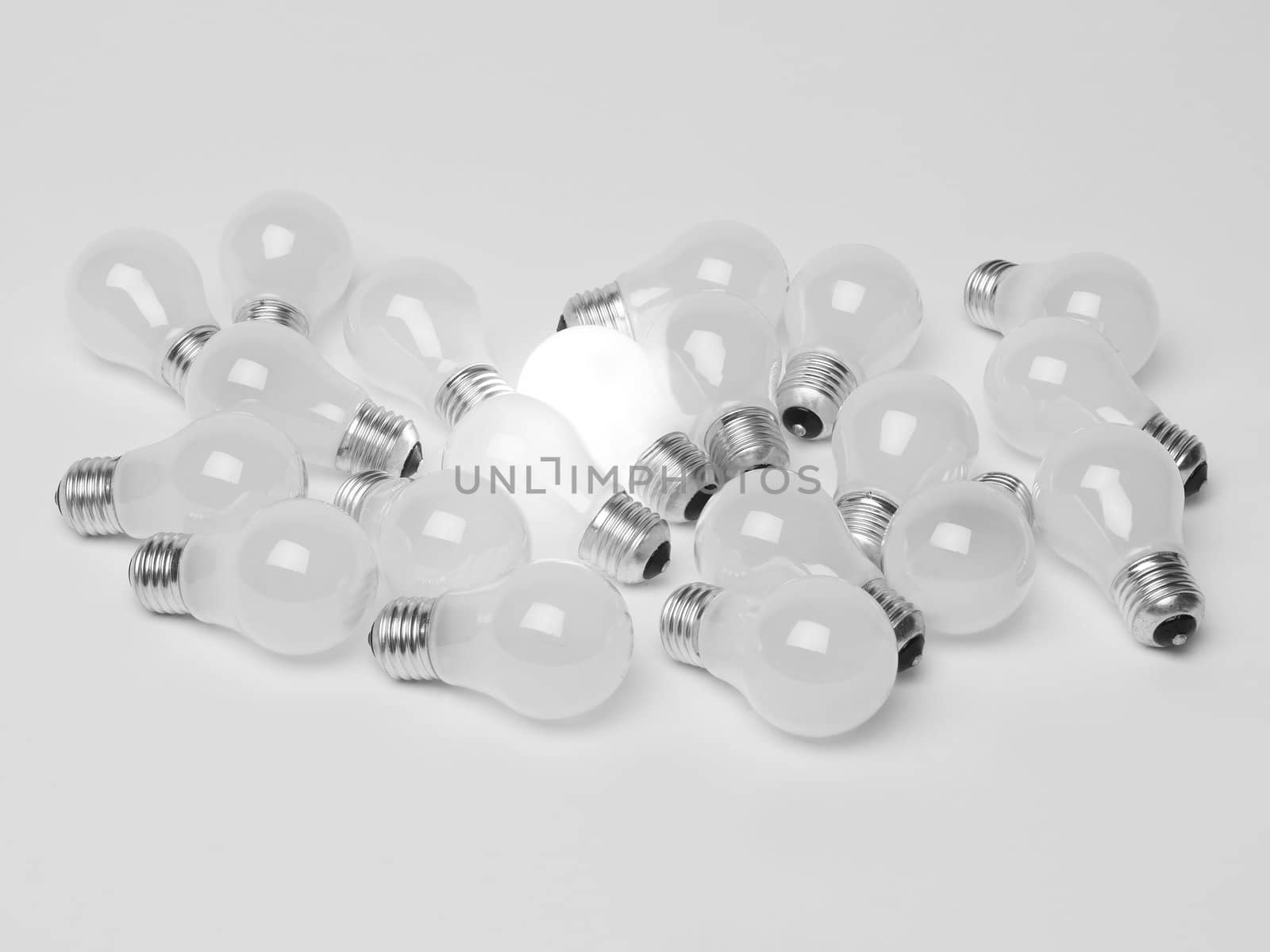 Pile of light bulbs by gemenacom