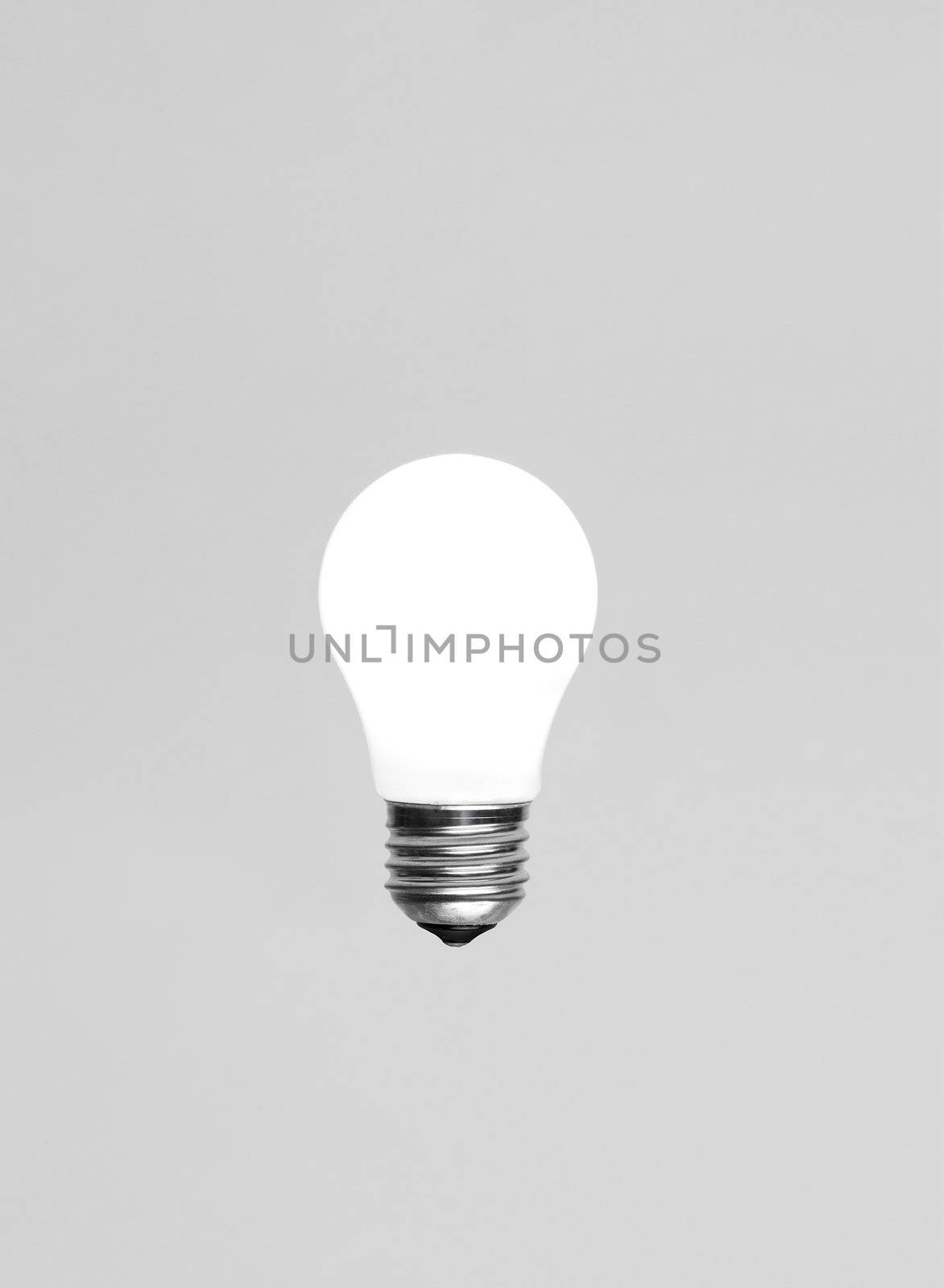 Singel glowing light bulb by gemenacom