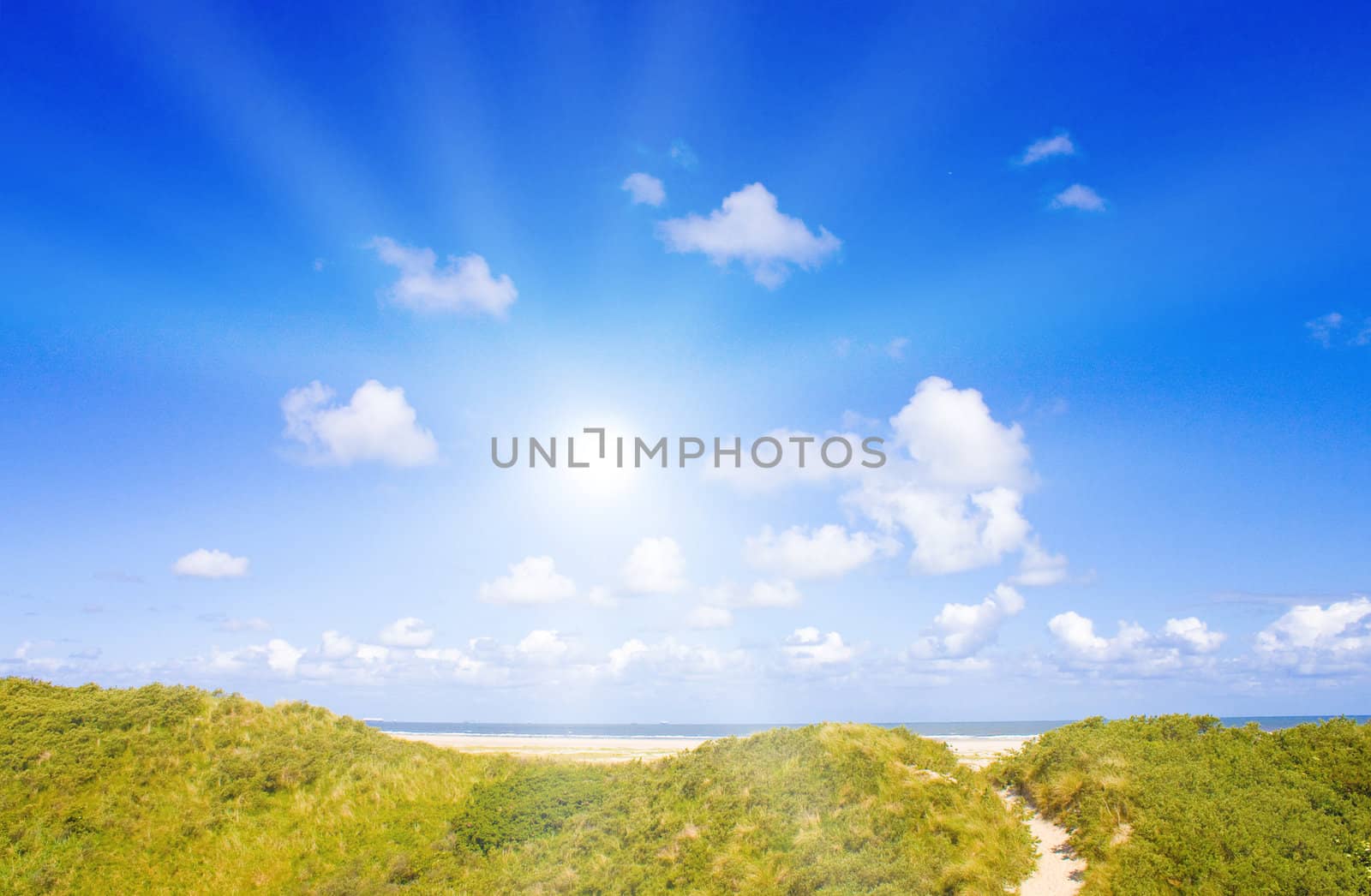 Beautiful day at the North Sea by juweber