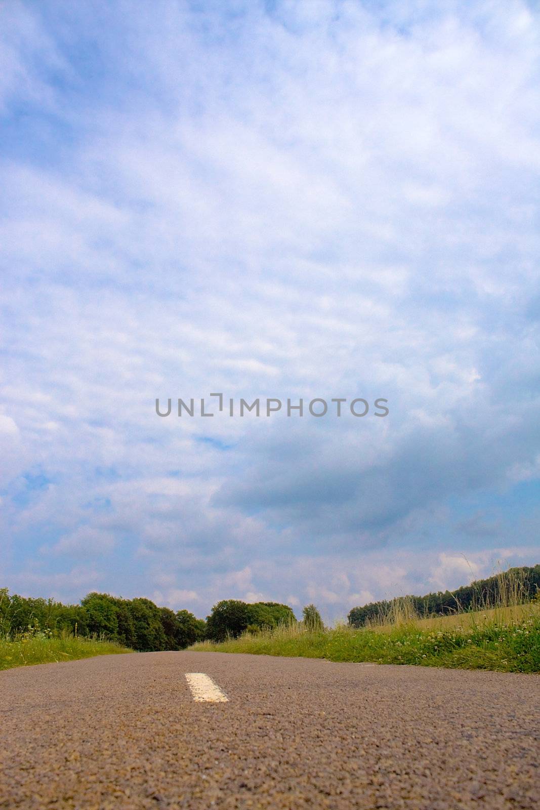 Highway in landscape by juweber