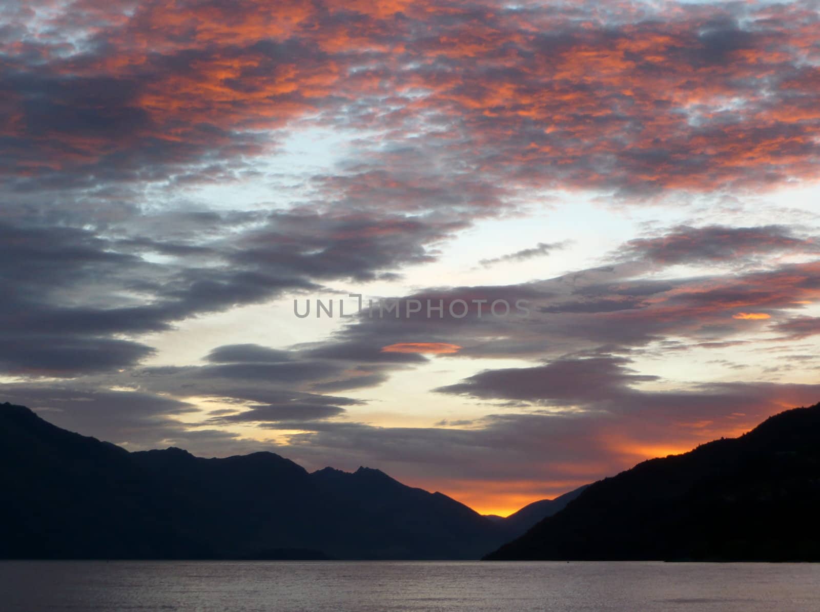 Sunset at Lake Wakatipu in New Zealand