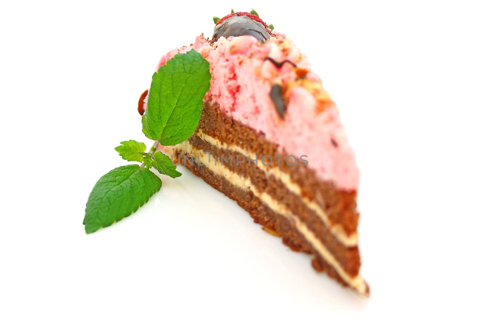 Strawberry cake by juweber