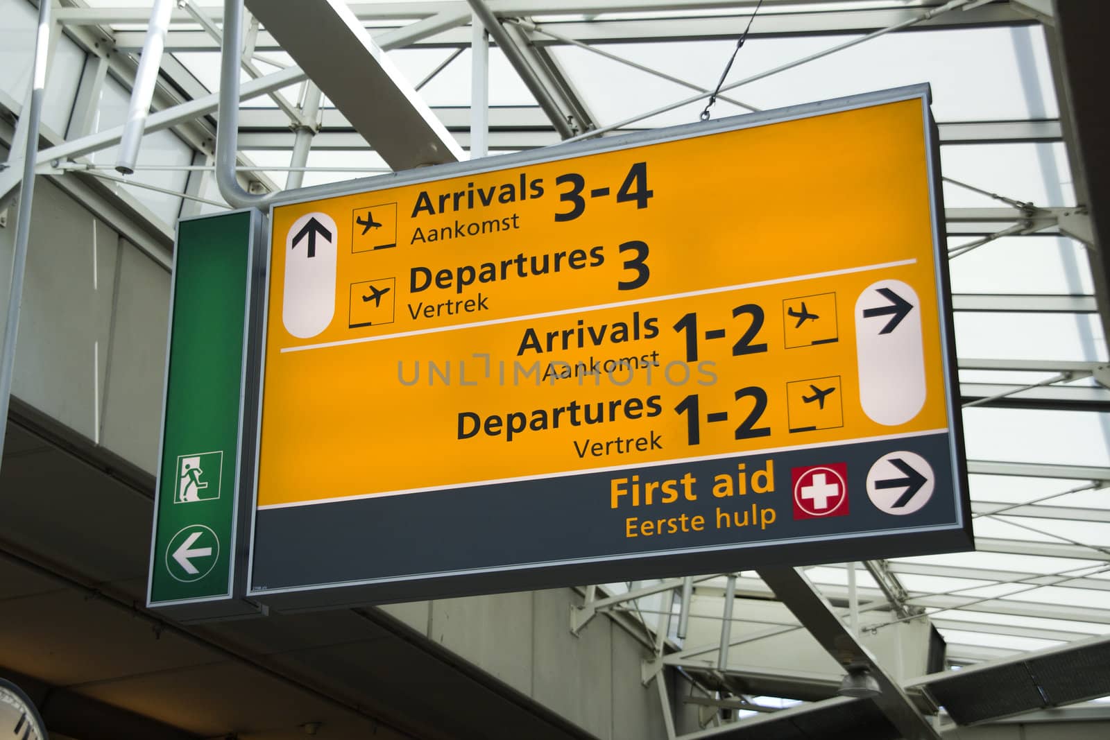 Arrival and departure information at Schiphol airport in Amsterdam