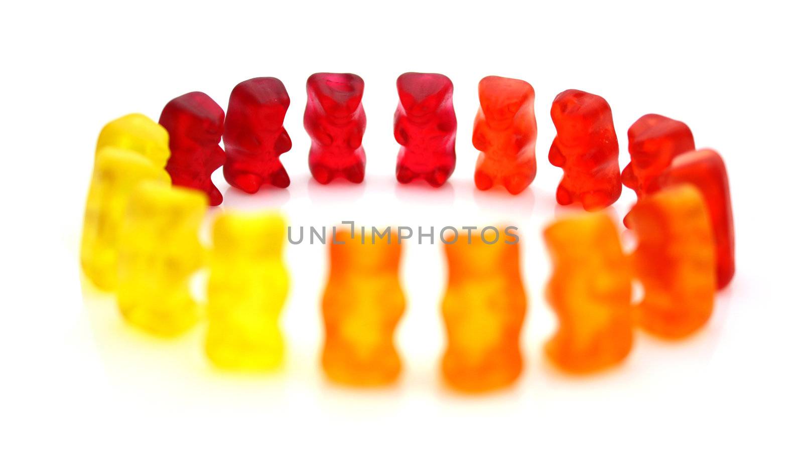 Gummi bears by juweber