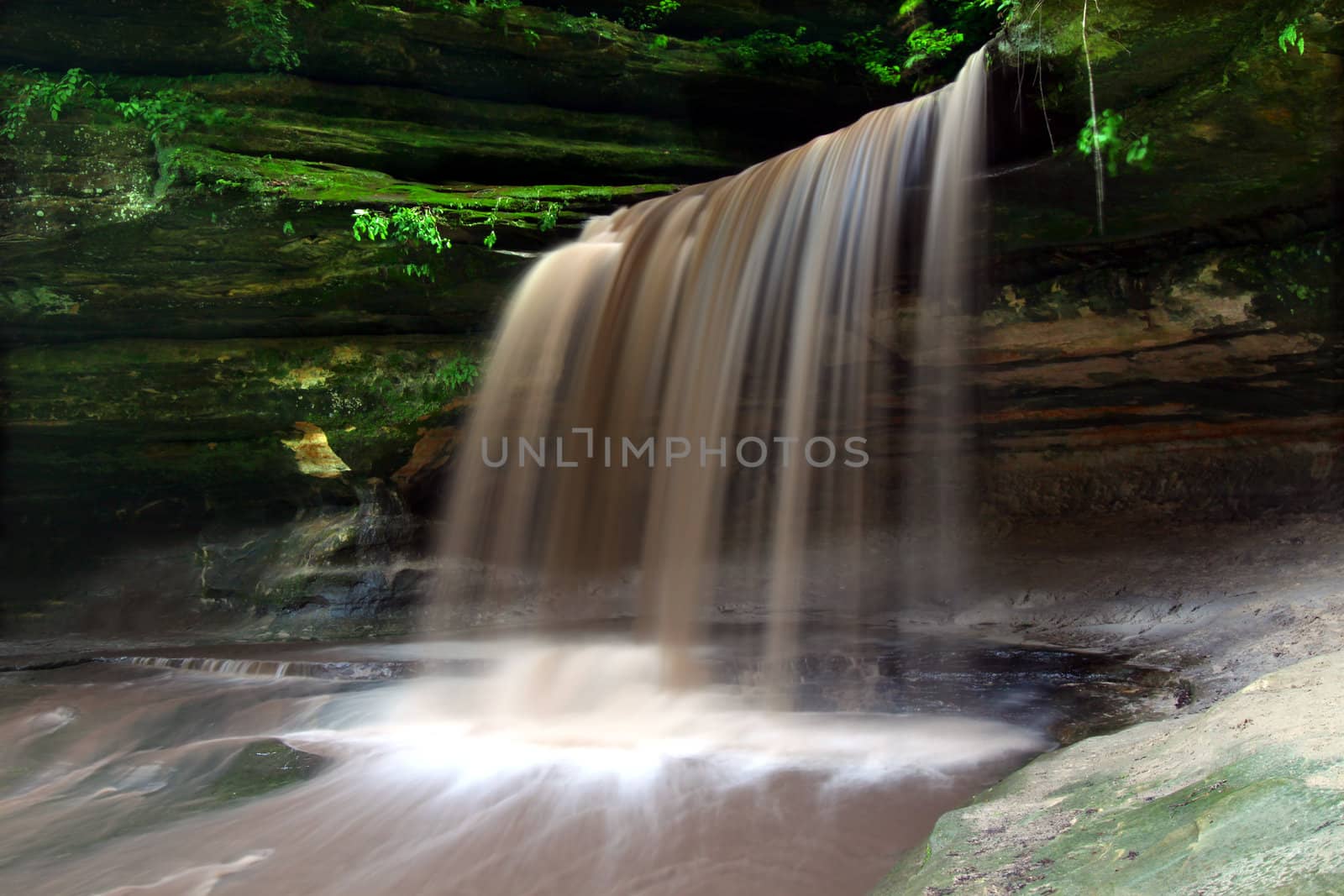 Lasalle Falls cuts through a canyon at Starved Rock State Park in central Illinois.