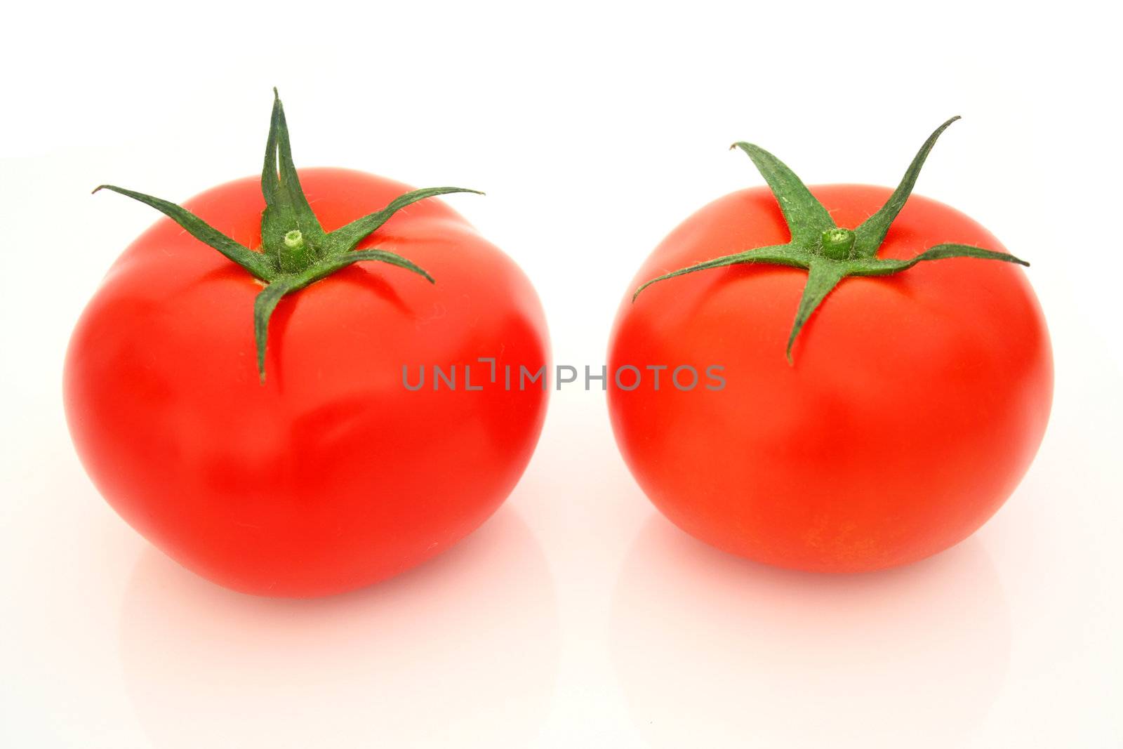 Tomatos by juweber