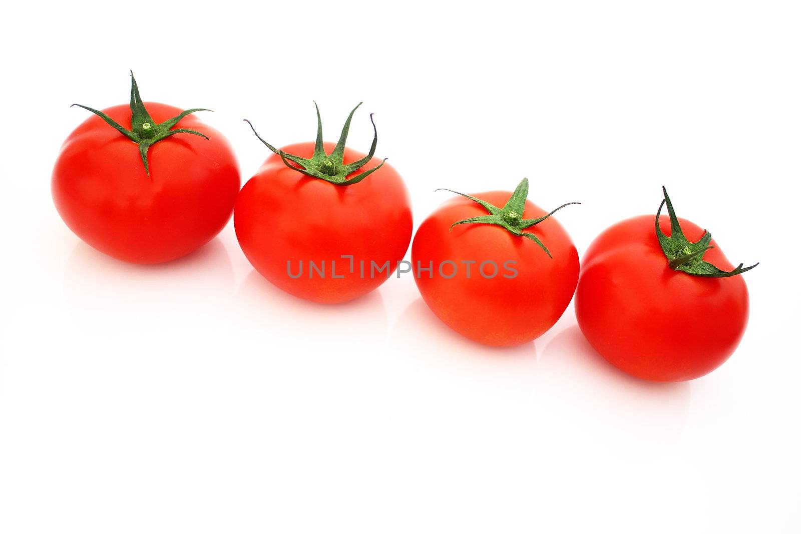 Tomatos by juweber