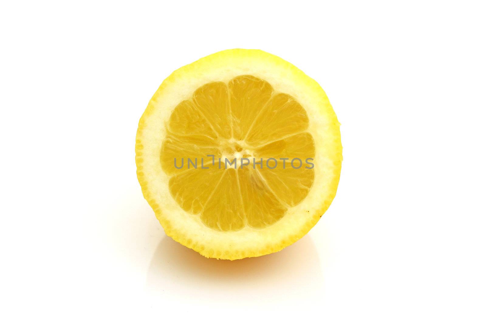 Lemon by juweber