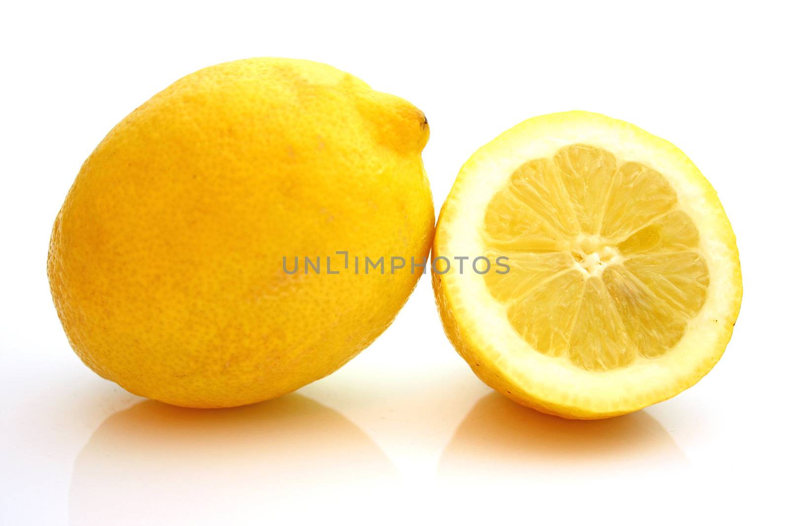 Lemon by juweber