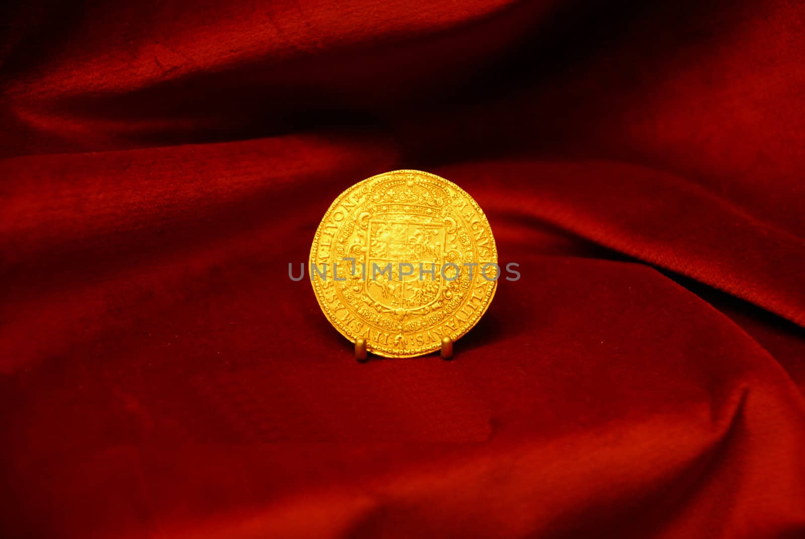 Golden coin by Vectorex