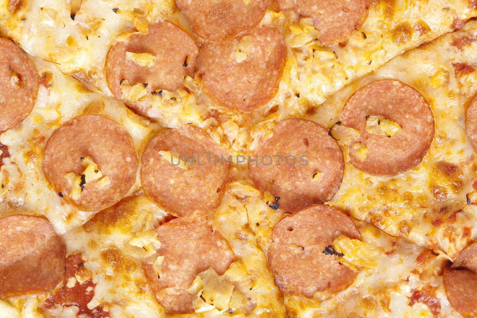 Pizza with salami by shiffti