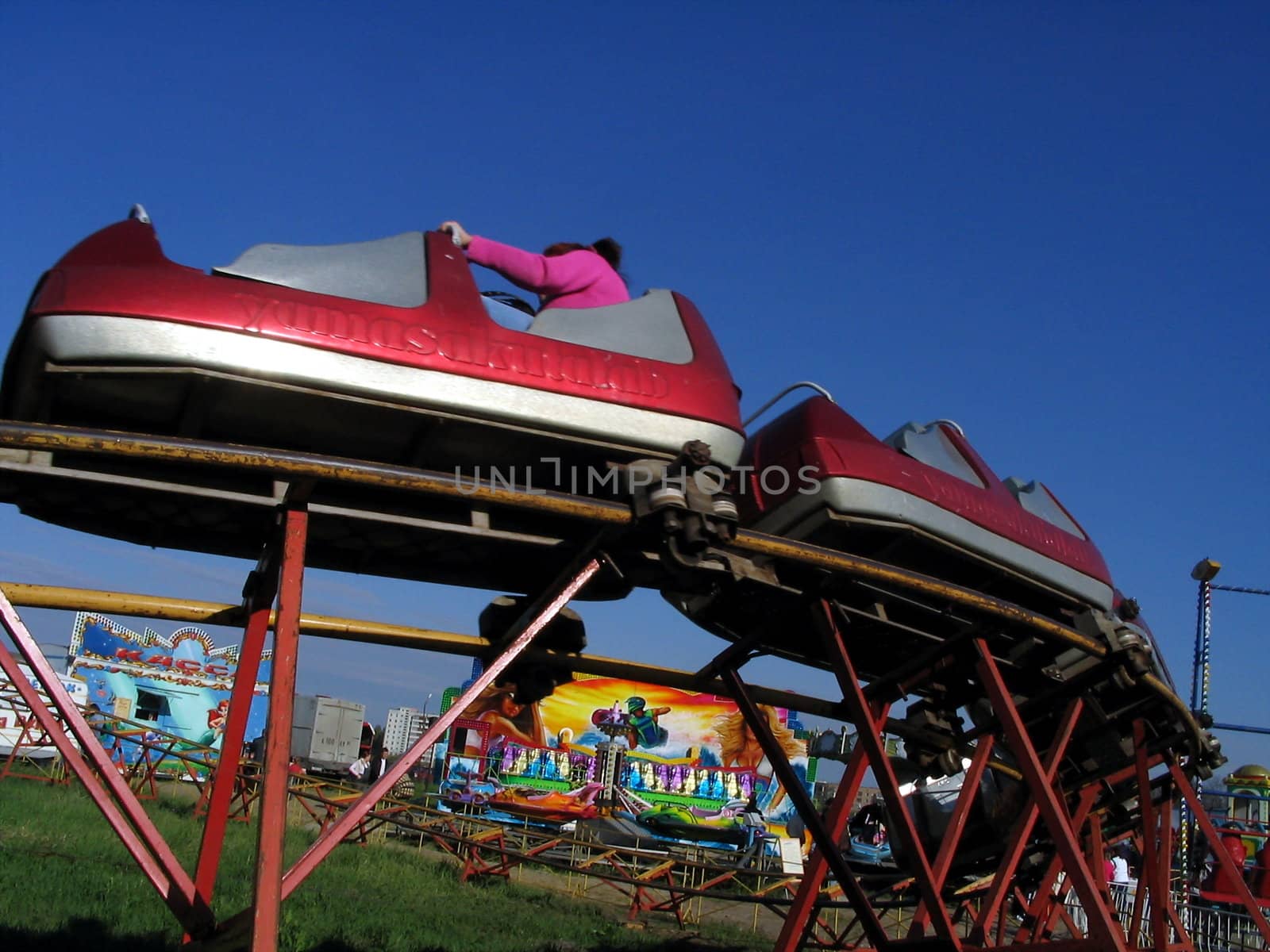 The Round-robin in amusement park