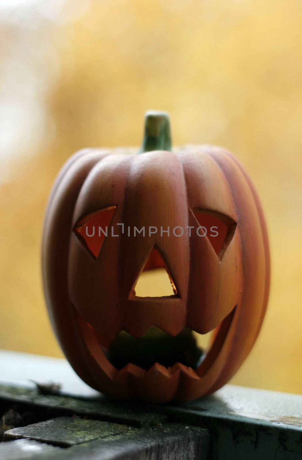 Halloweens pumpkin candle