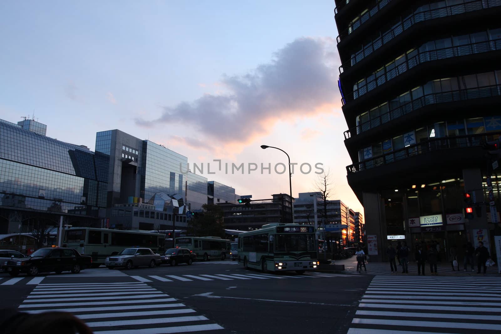 Kyoto Station by Kanzawa