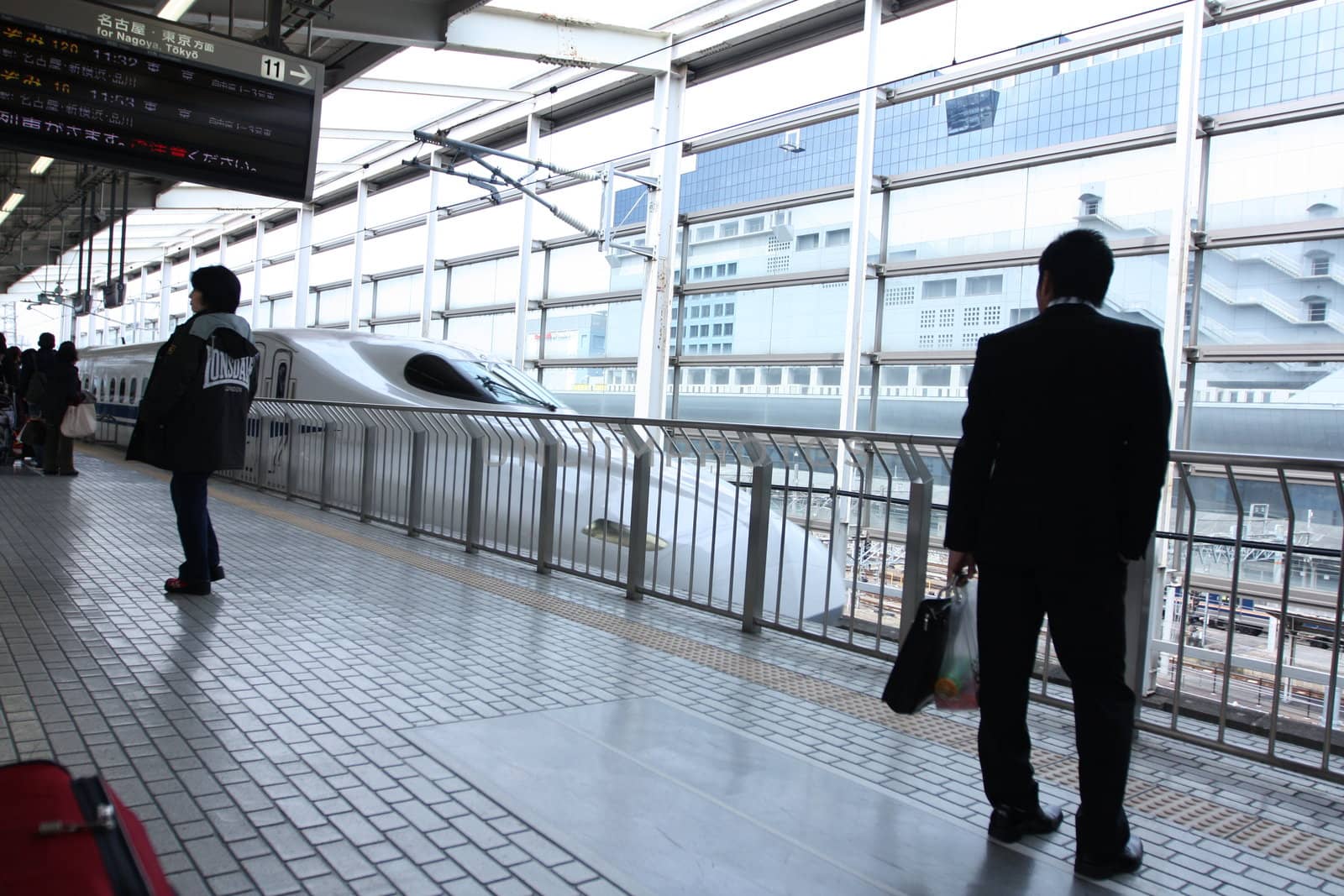 Kyoto Station by Kanzawa