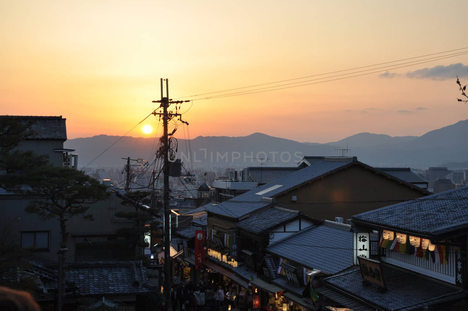 Kyoto sunset by Kanzawa