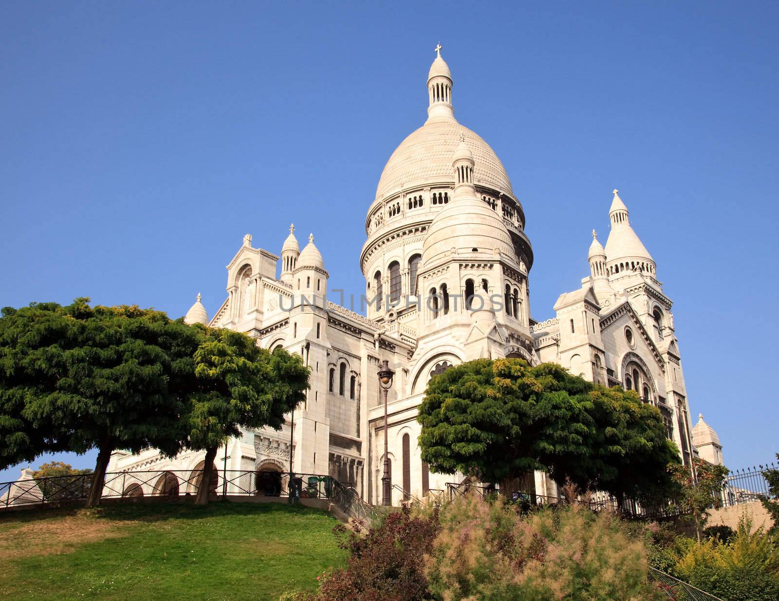 View up towards the Sacre Coeur Cathedral on Montmartre by steheap