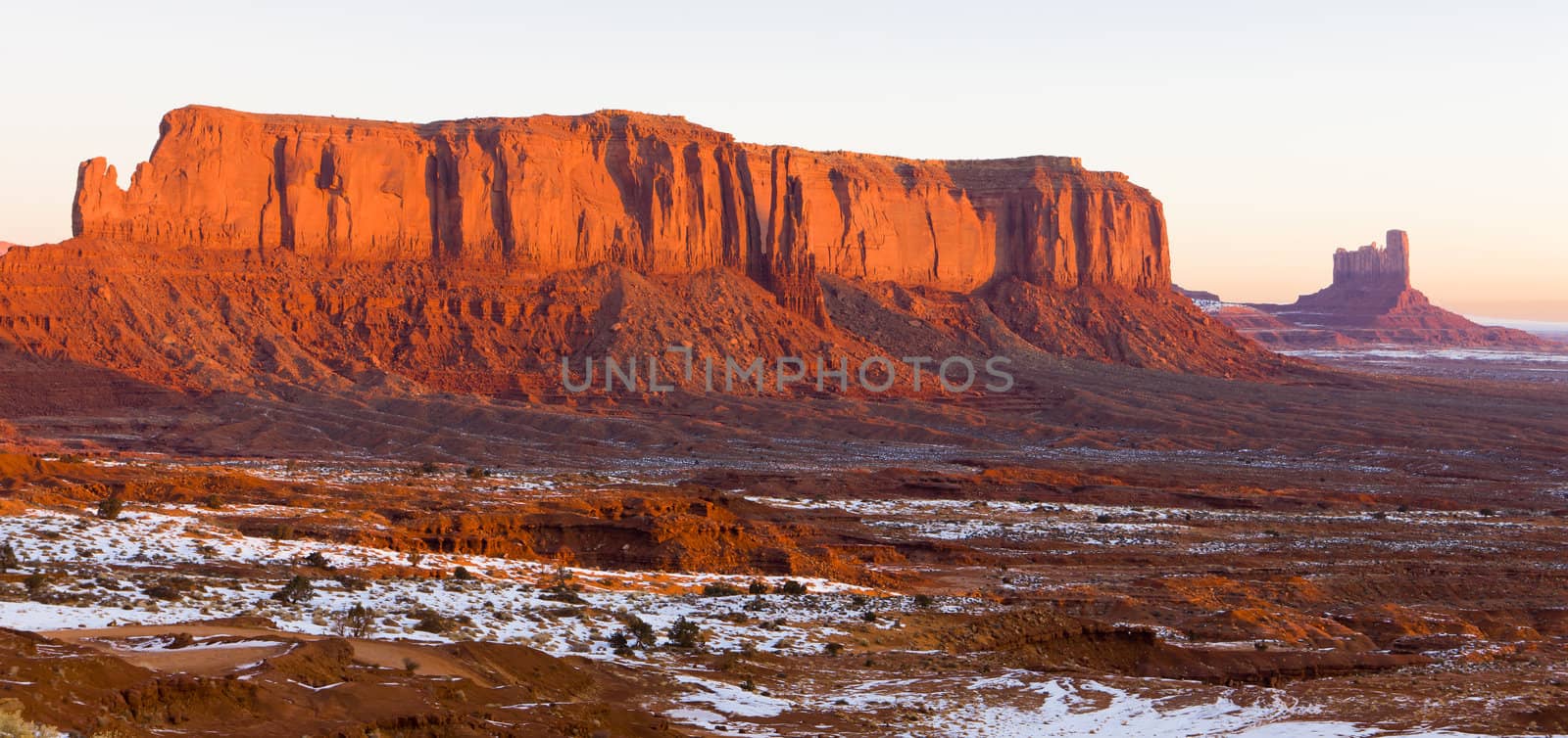 Sentinel Mesa, Monument Valley National Park, Utah-Arizona, USA by phbcz