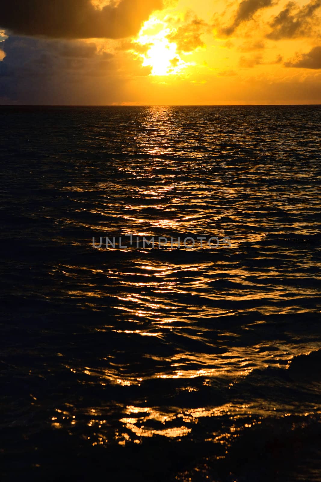 Maldivian Sunset image with nice color