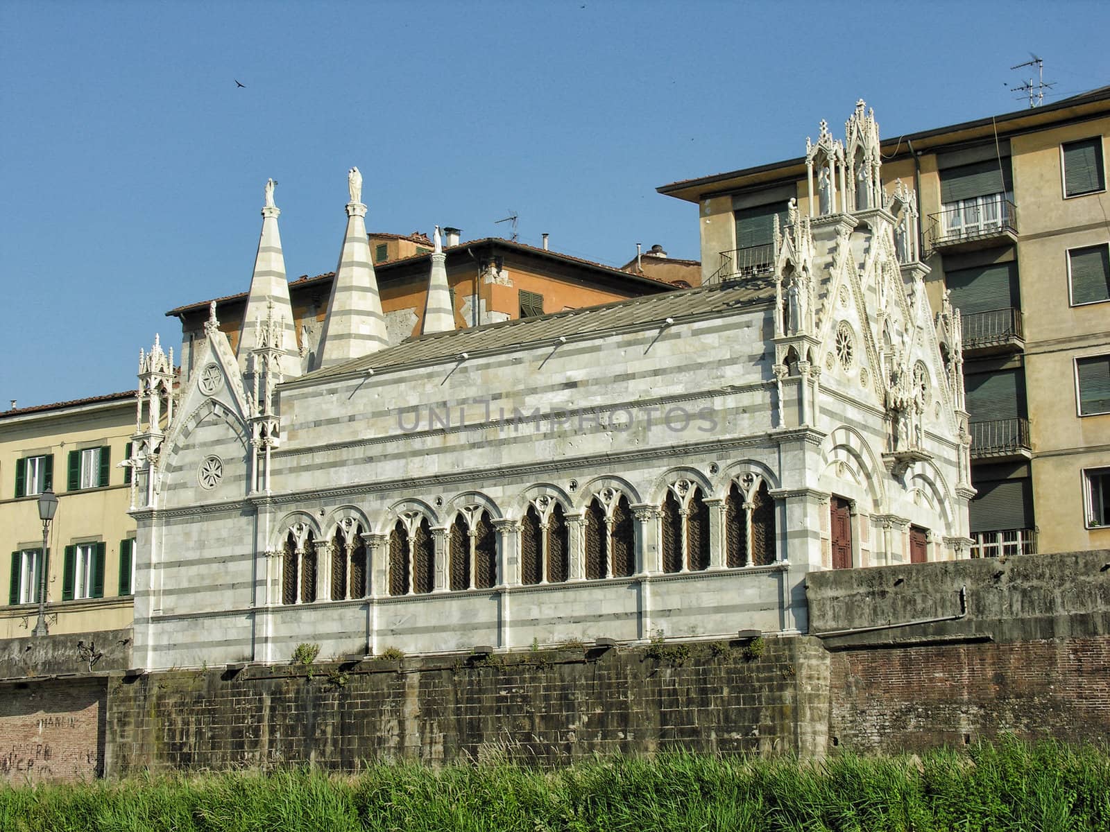 Pisa, Chiesa della Spina, Italy, May 2005