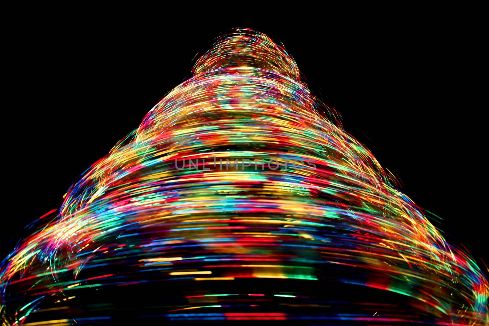 Christmas Tree - Rotating optical fibre with cycling colours by Cloudia