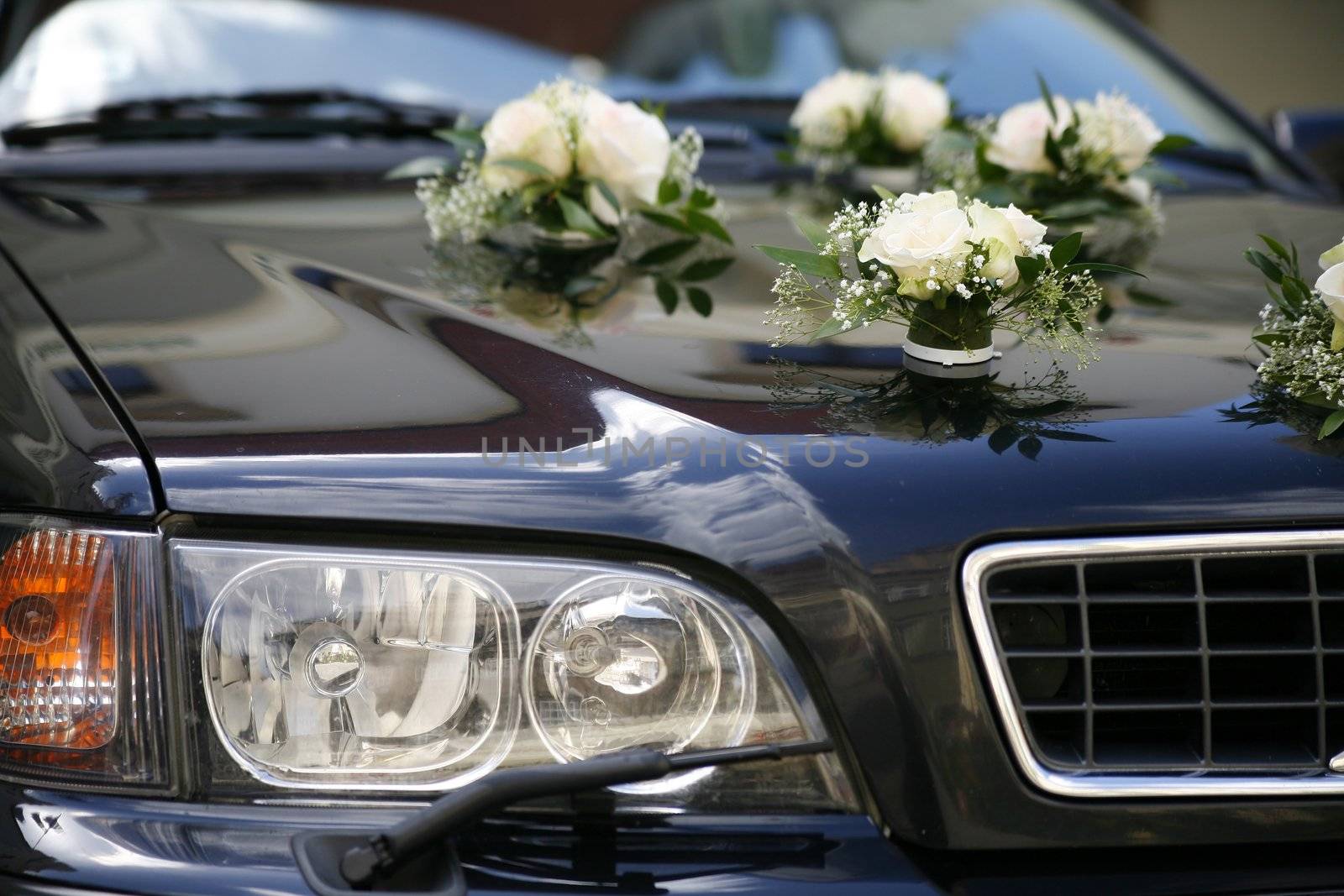 decorated wedding car by furzyk73