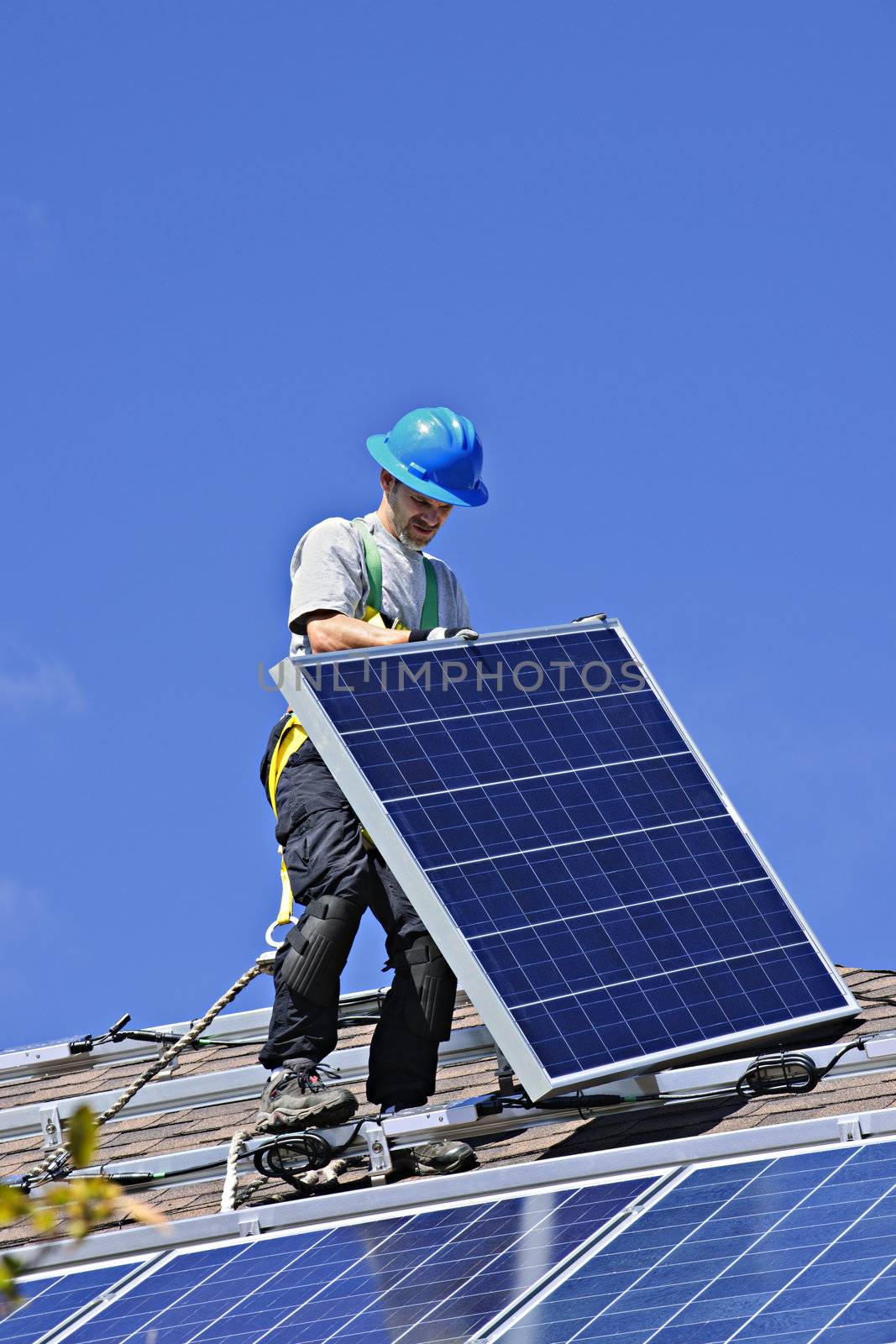 Solar panel installation by elenathewise