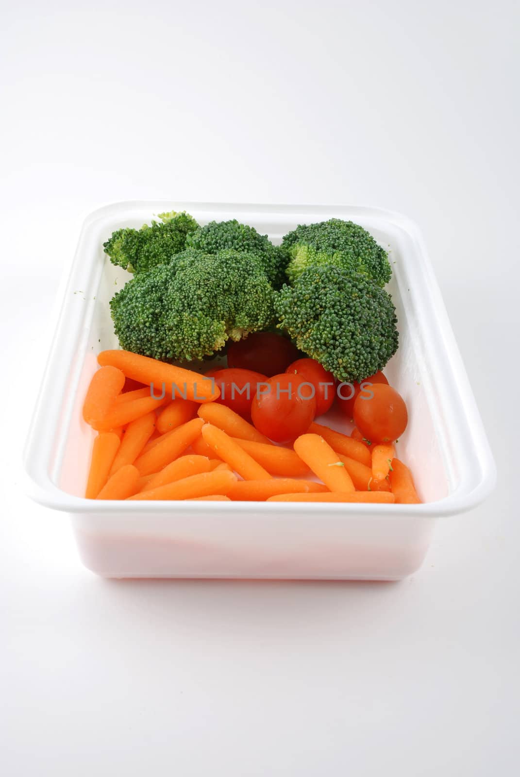 Stock pictures of vegetables ready to be eaten in a tray